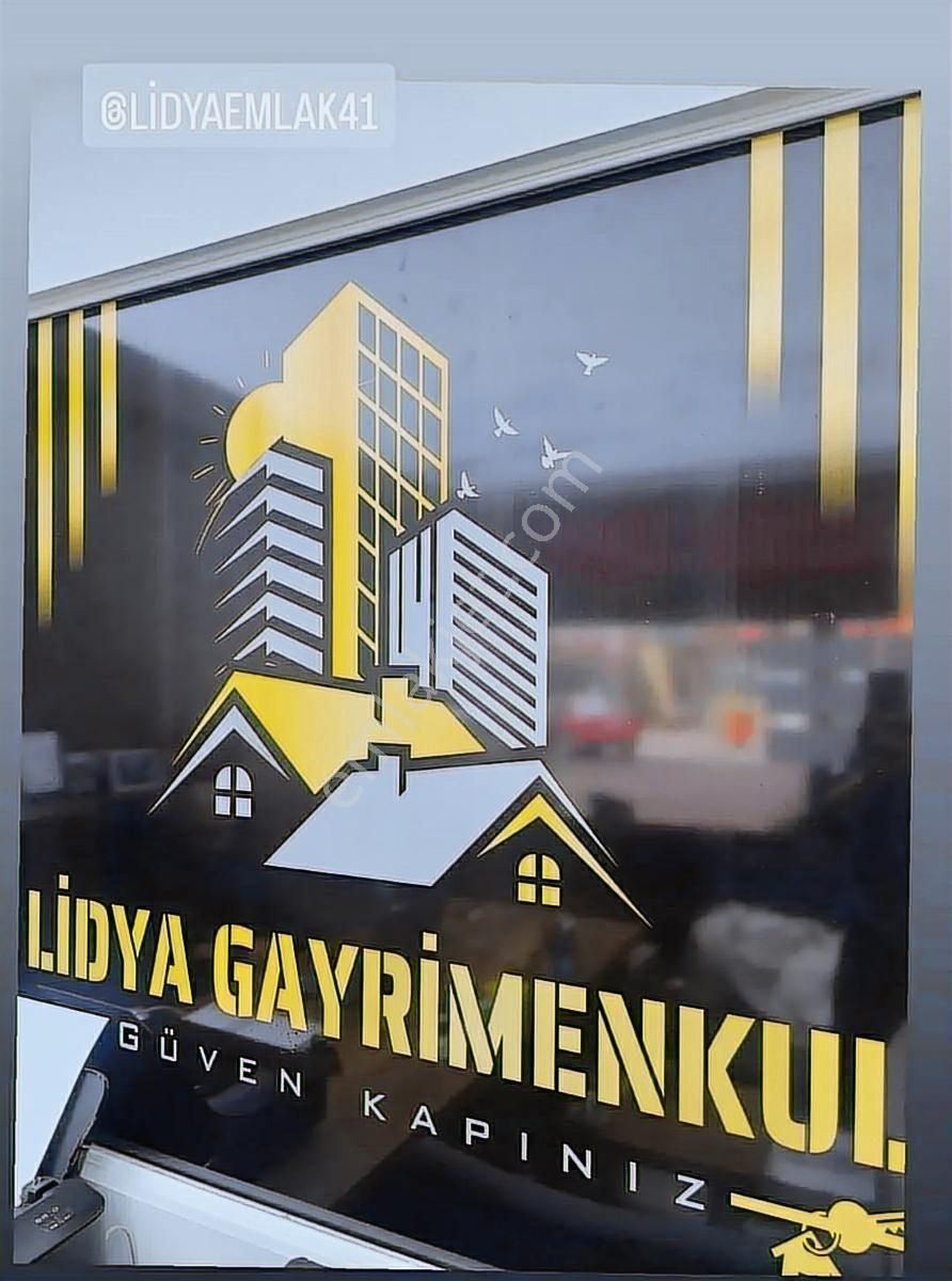 Lidya'dan Gölcük Mrkz'de Yüksek Kira Getirili Satılık Bina &arsa - Görsel 6