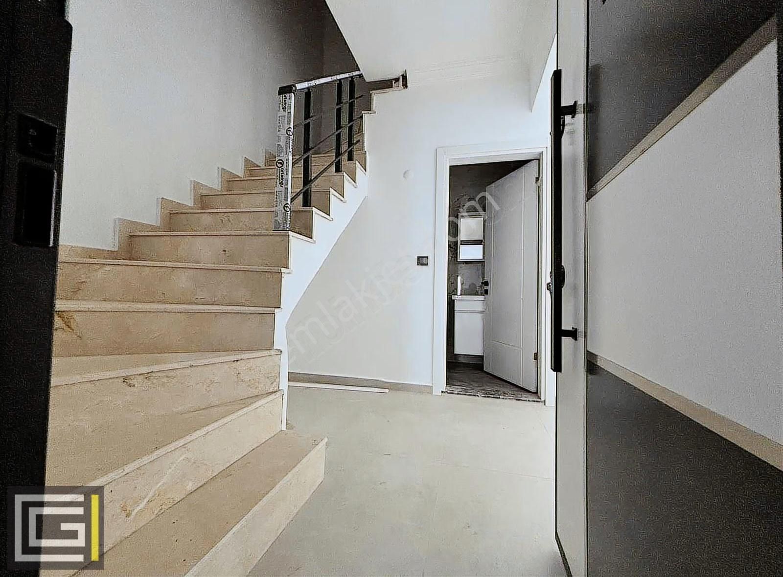 Foça Mahallesinde Yeni Yapı Merkezi Noktada 3+1 Satılık Dubleks - Görsel 15