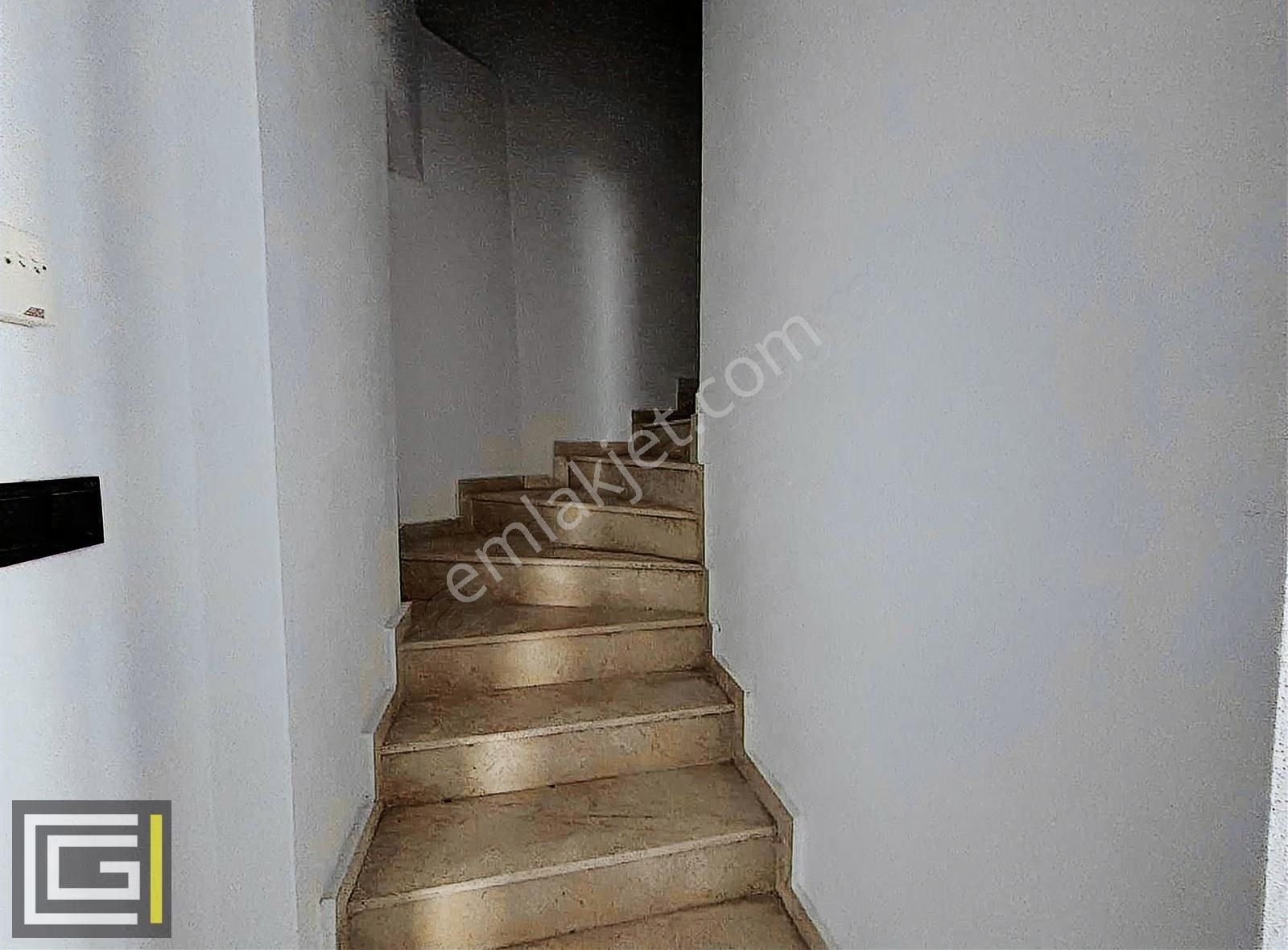 Foça Mahallesinde Yeni Yapı Merkezi Noktada 3+1 Satılık Dubleks - Görsel 21