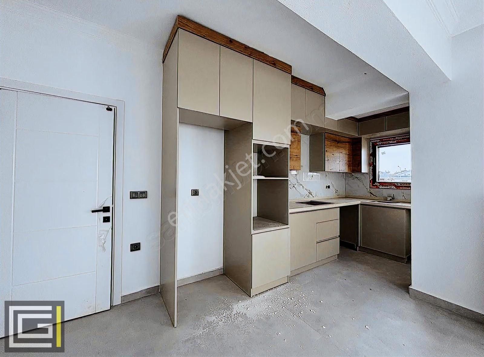 Foça Mahallesinde Yeni Yapı Merkezi Noktada 3+1 Satılık Dubleks - Görsel 13