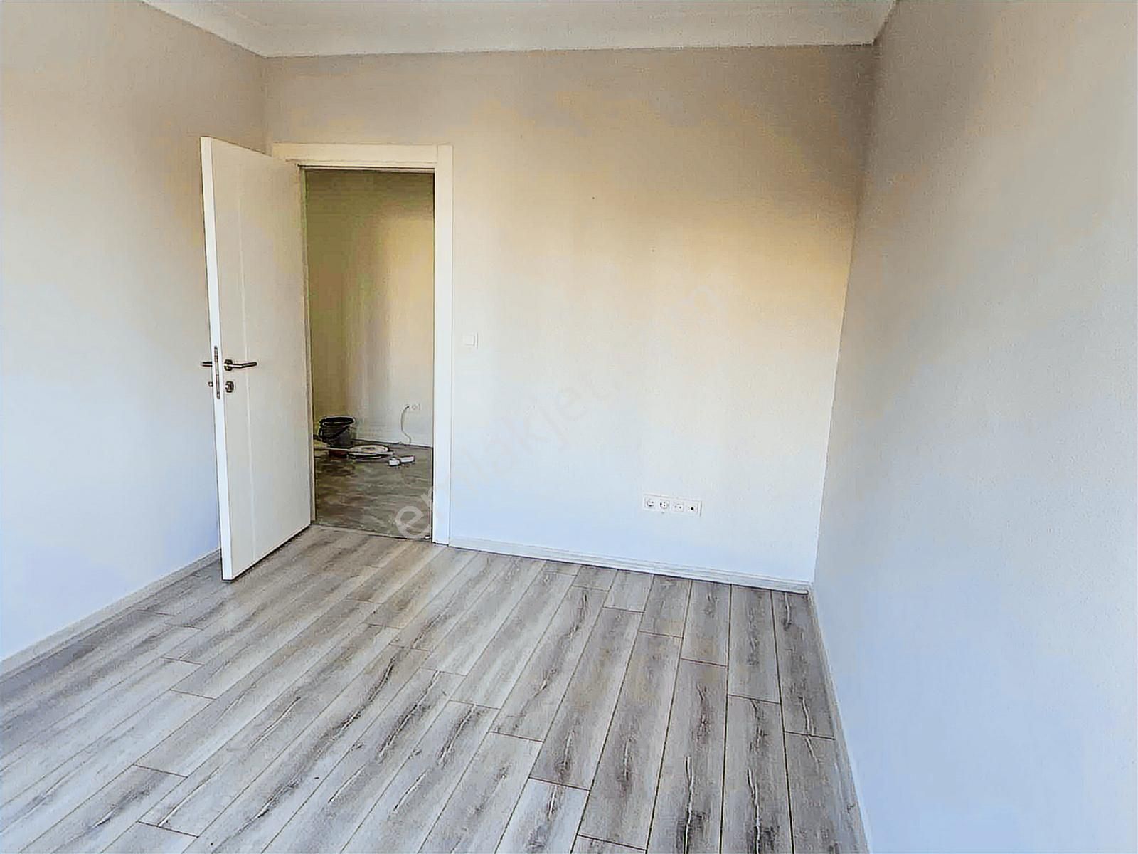 Tuzla Sahilde Site İçi 3+1 Cephesi Açık Kiralık Daire - Görsel 13