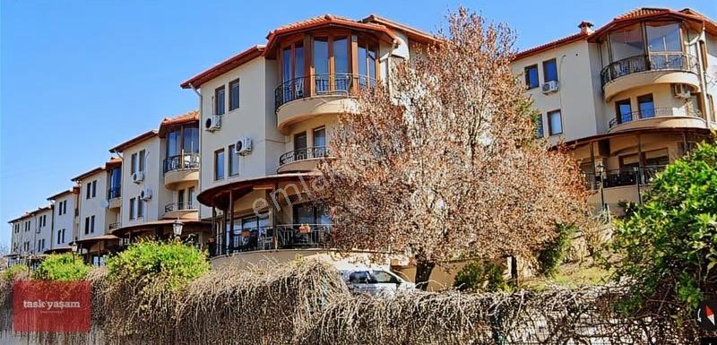 Fırsat İzmit Gülaçtı Villalarında Satılık 4+2 Triplex Villa