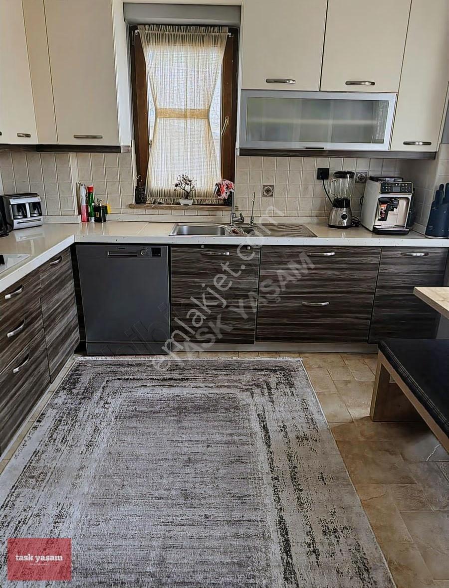 Fırsat İzmit Gülaçtı Villalarında Satılık 4+2 Triplex Villa - Görsel 18