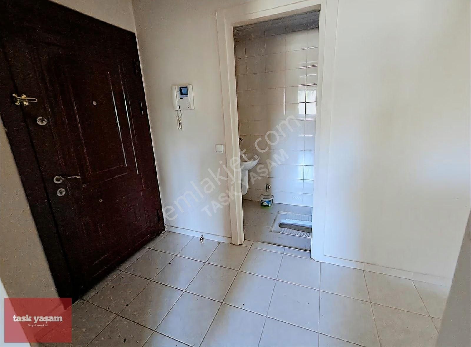 Tuzla Kiptaş 2. Etap A Blok Kiralık 2+1 Daire - Görsel 2