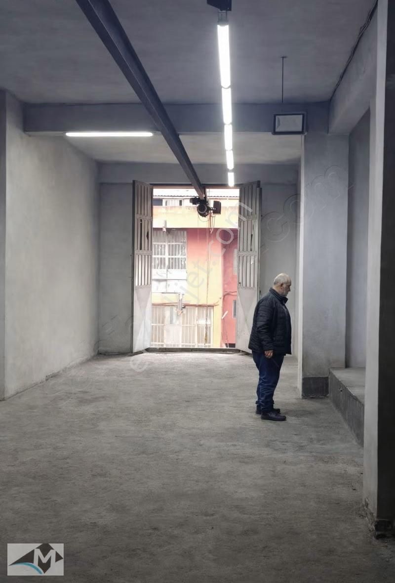 İkitelli Pikdökümcüler Sanayi Sitesinde 160 M2 Kiralık İmalathne - Görsel 2