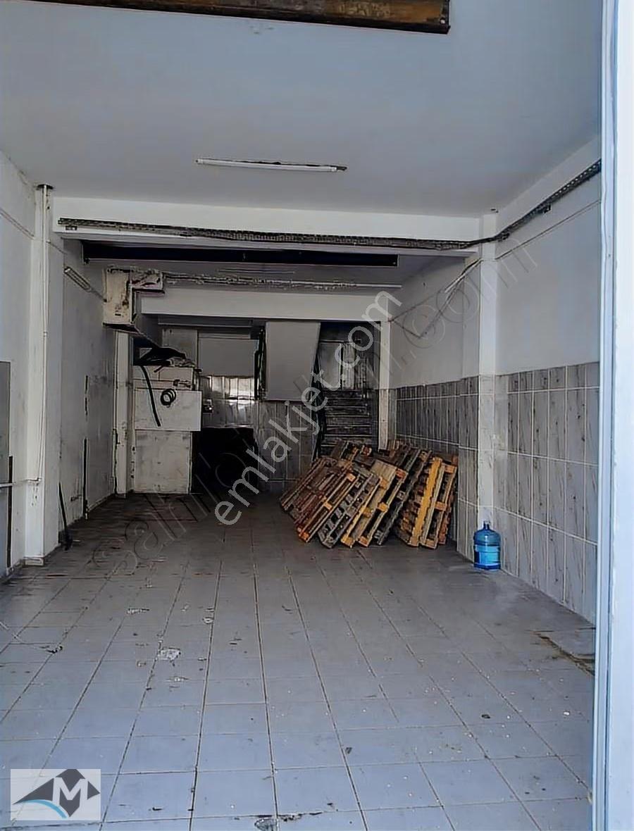 İkitelli Organize Sanayi Bacalı Sanayiye Uygun 300 M2 3 Katlı - Görsel 3