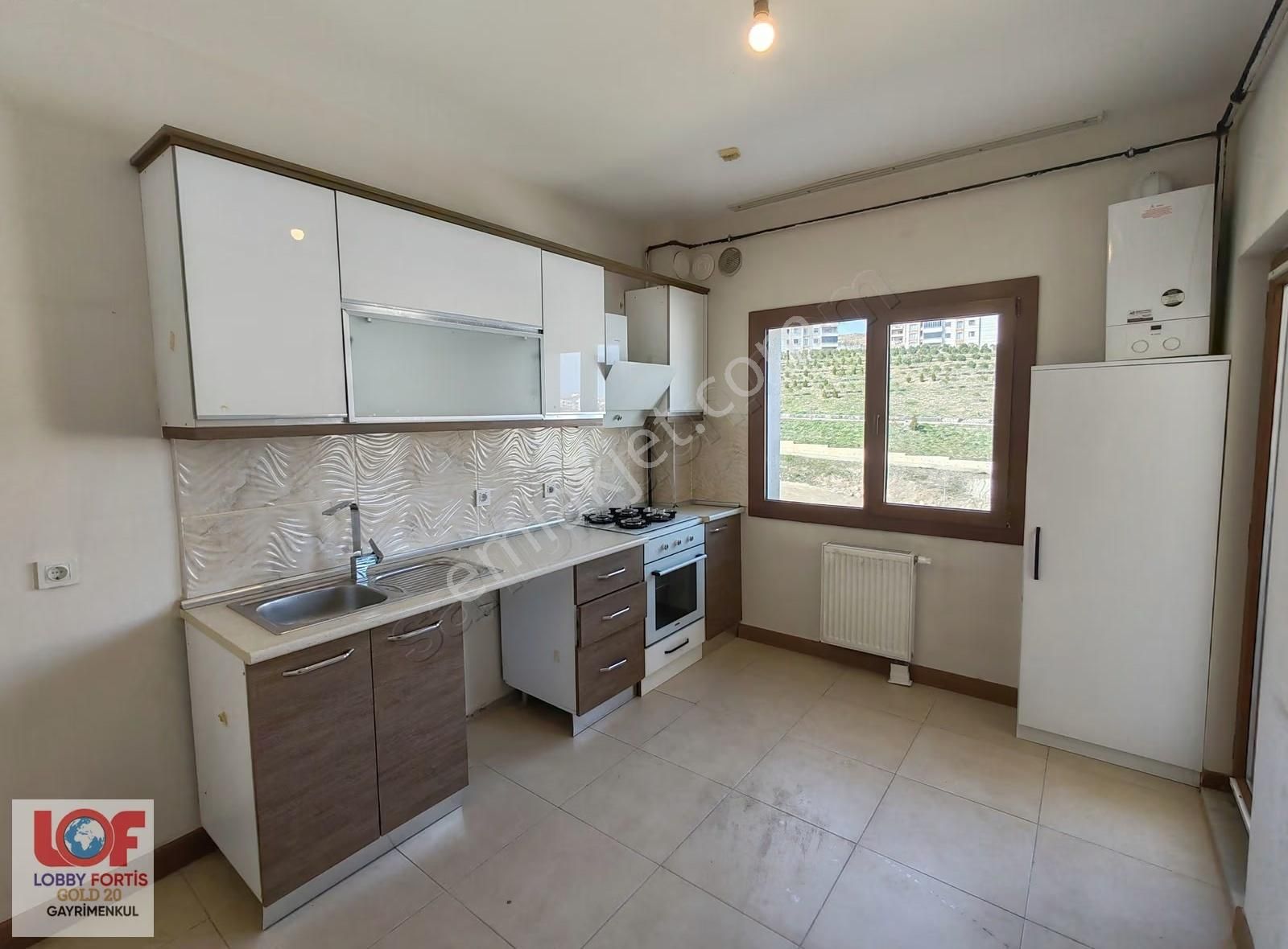 Lobby Fortisten Kayaköy Toki 2+1 Ebeveyn Banyolu Kiralık Daire - Görsel 2