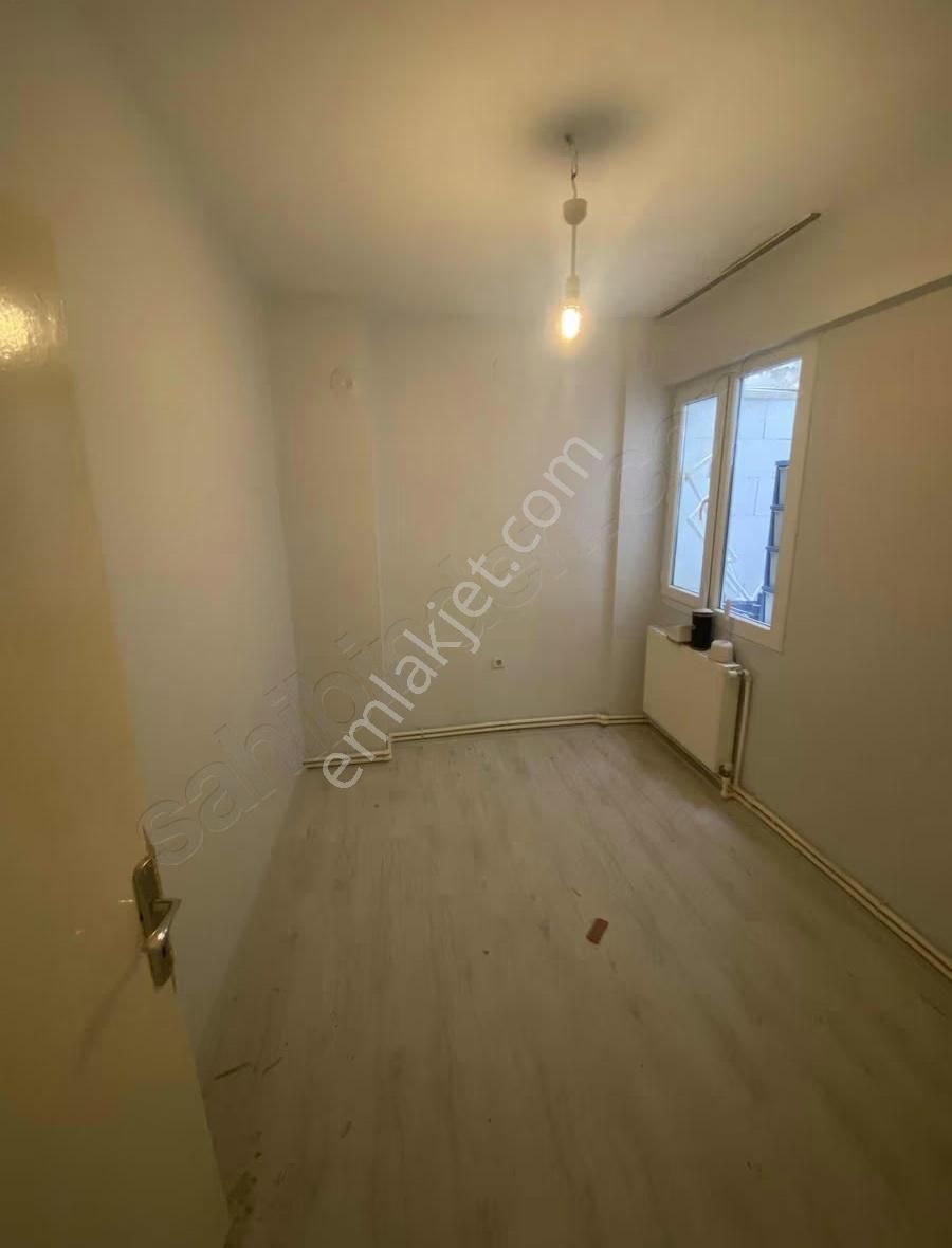 Buraxtan Uçkuyularda Sitede Geniş 3+1 Doğalgazlı Kiralık Daire - Görsel 14