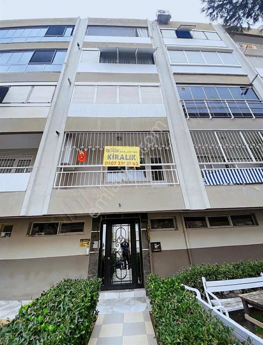 Buraxtan Uçkuyularda Sitede Geniş 3+1 Doğalgazlı Kiralık Daire