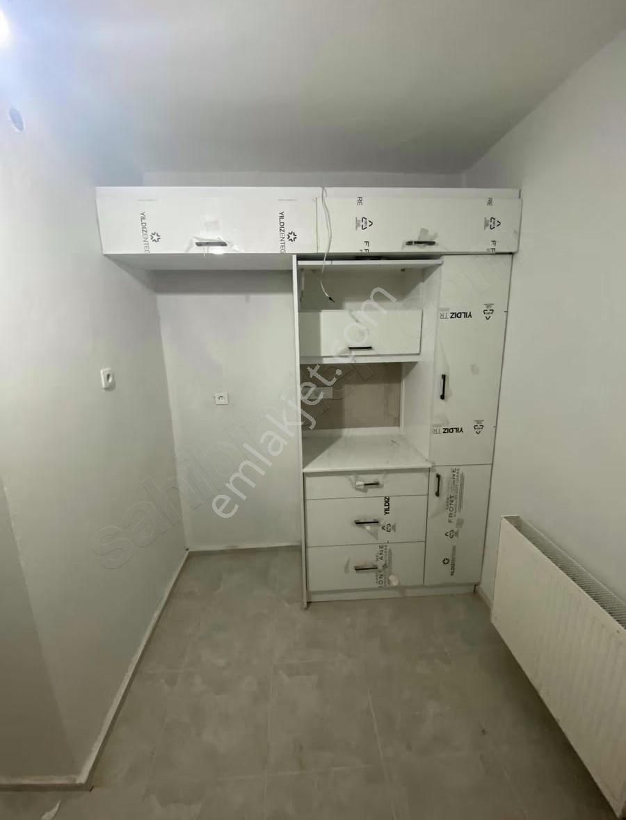 Buraxtan Uçkuyularda Sitede Geniş 3+1 Doğalgazlı Kiralık Daire - Görsel 3