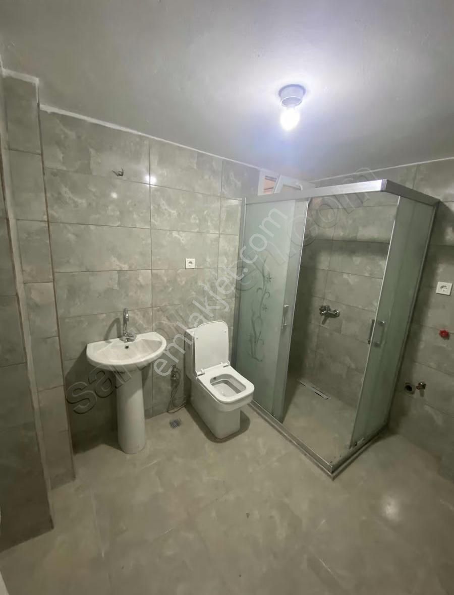 Buraxtan Uçkuyularda Sitede Geniş 3+1 Doğalgazlı Kiralık Daire - Görsel 9