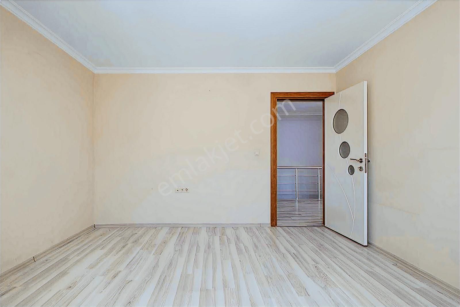 Room Gayrimenkul 5+1 Geniş Aile İçin Uygun Güzel Konumda Dublex - Görsel 12