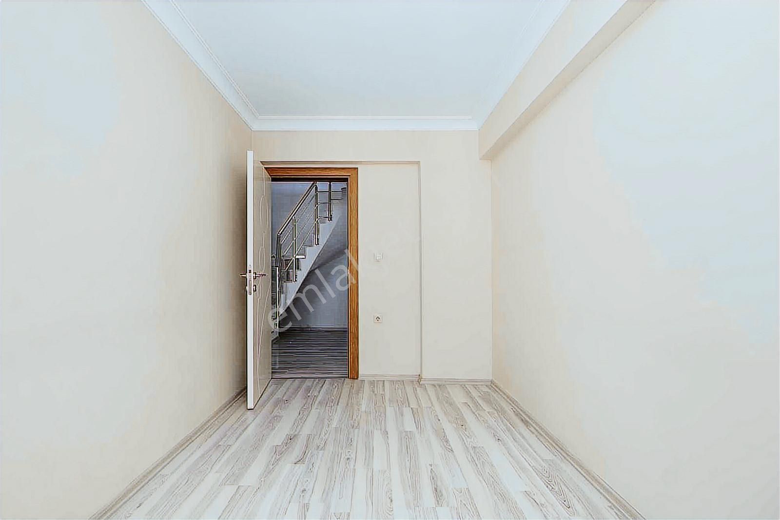 Room Gayrimenkul 5+1 Geniş Aile İçin Uygun Güzel Konumda Dublex - Görsel 16