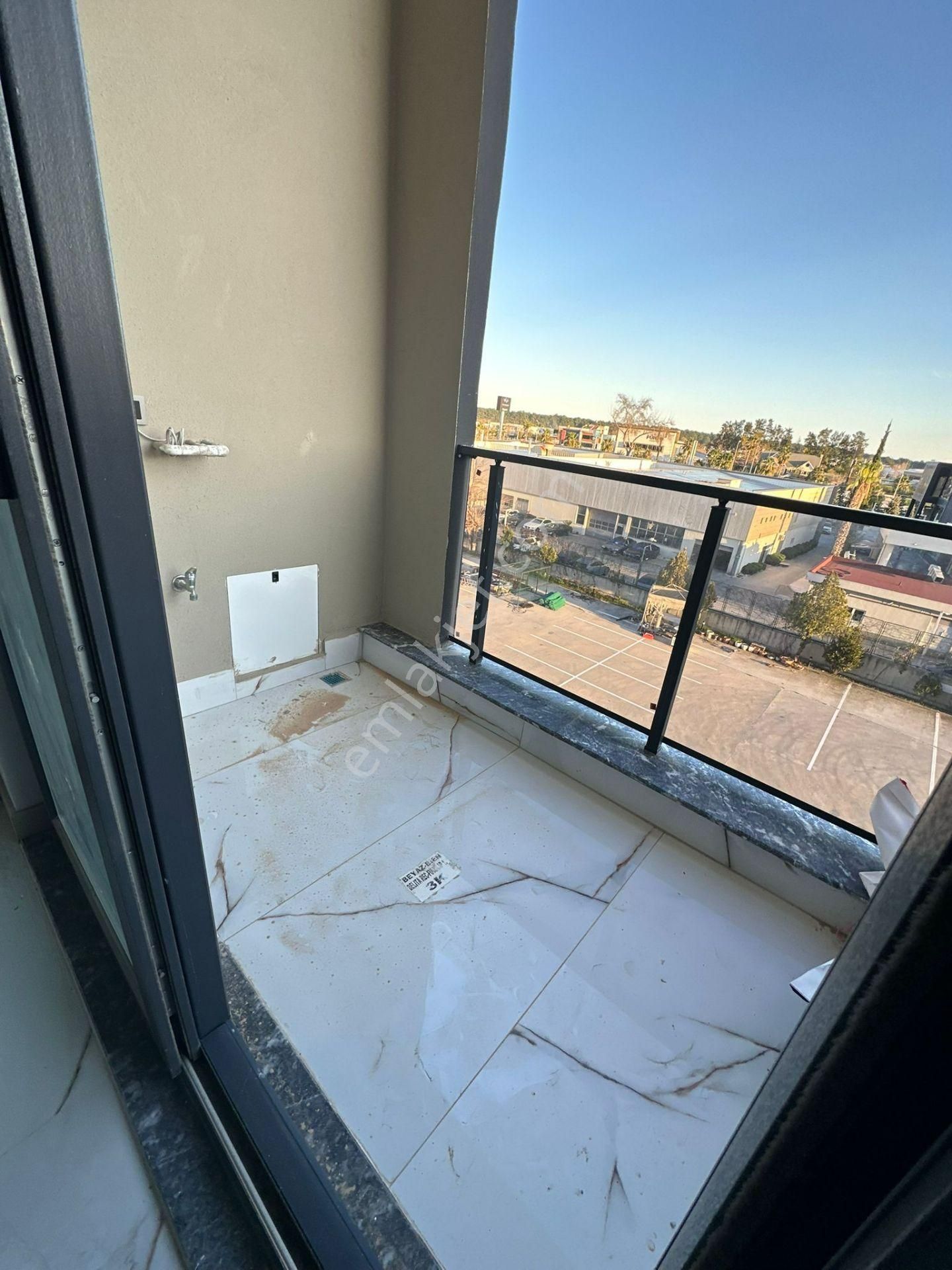 Antalya Havalimanı Karşısı Agora Avm Dibi Sitede Havuzlu Lüx 1+0 Satılık Daire - Görsel 16