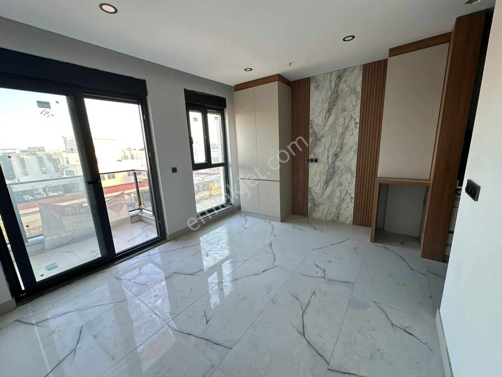 Antalya Havalimanı Karşısı Agora Avm Dibi Sitede Havuzlu Lüx 1+0 Satılık Daire - Görsel 13