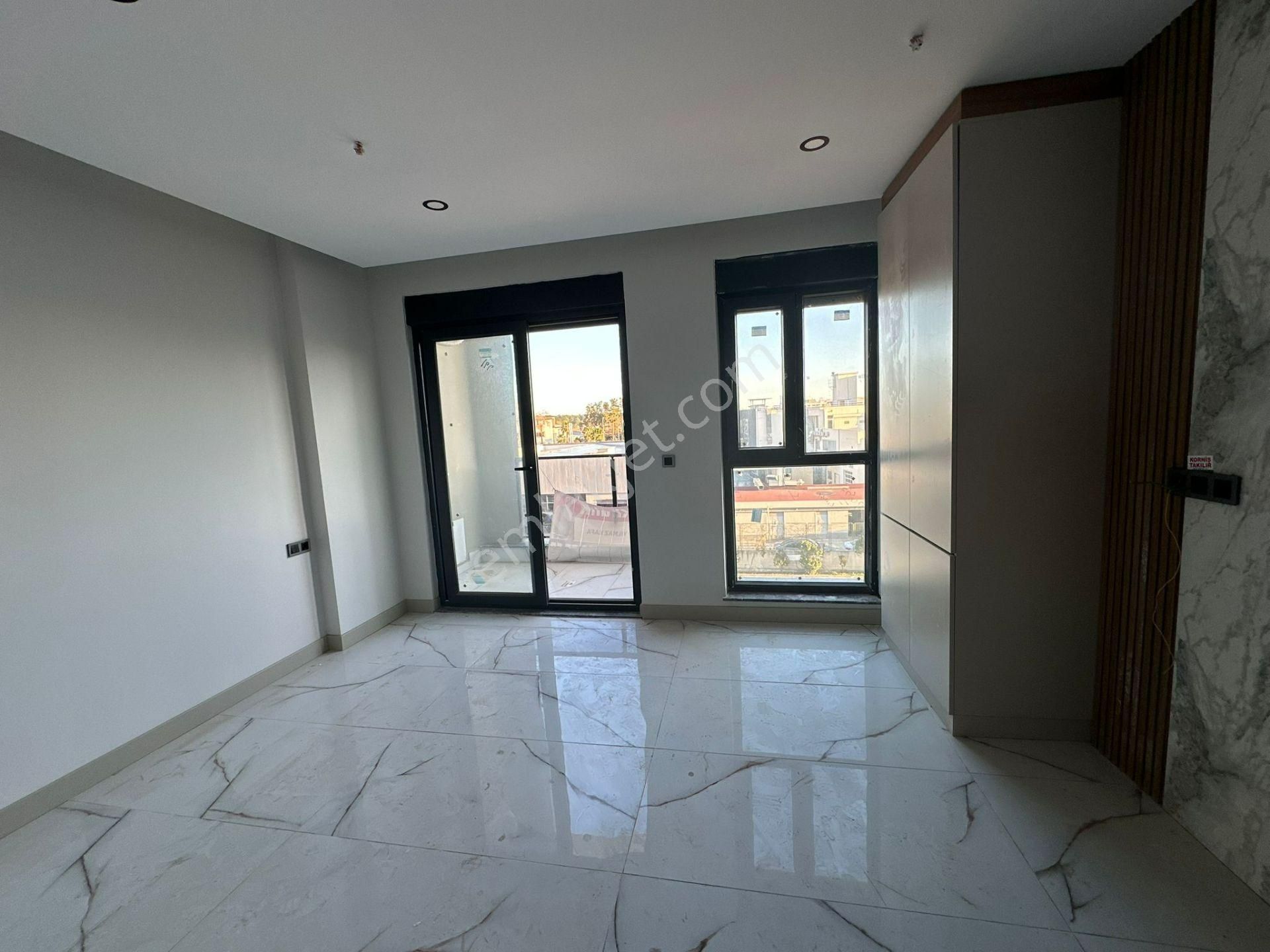 Antalya Havalimanı Karşısı Agora Avm Dibi Sitede Havuzlu Lüx 1+0 Satılık Daire - Görsel 12