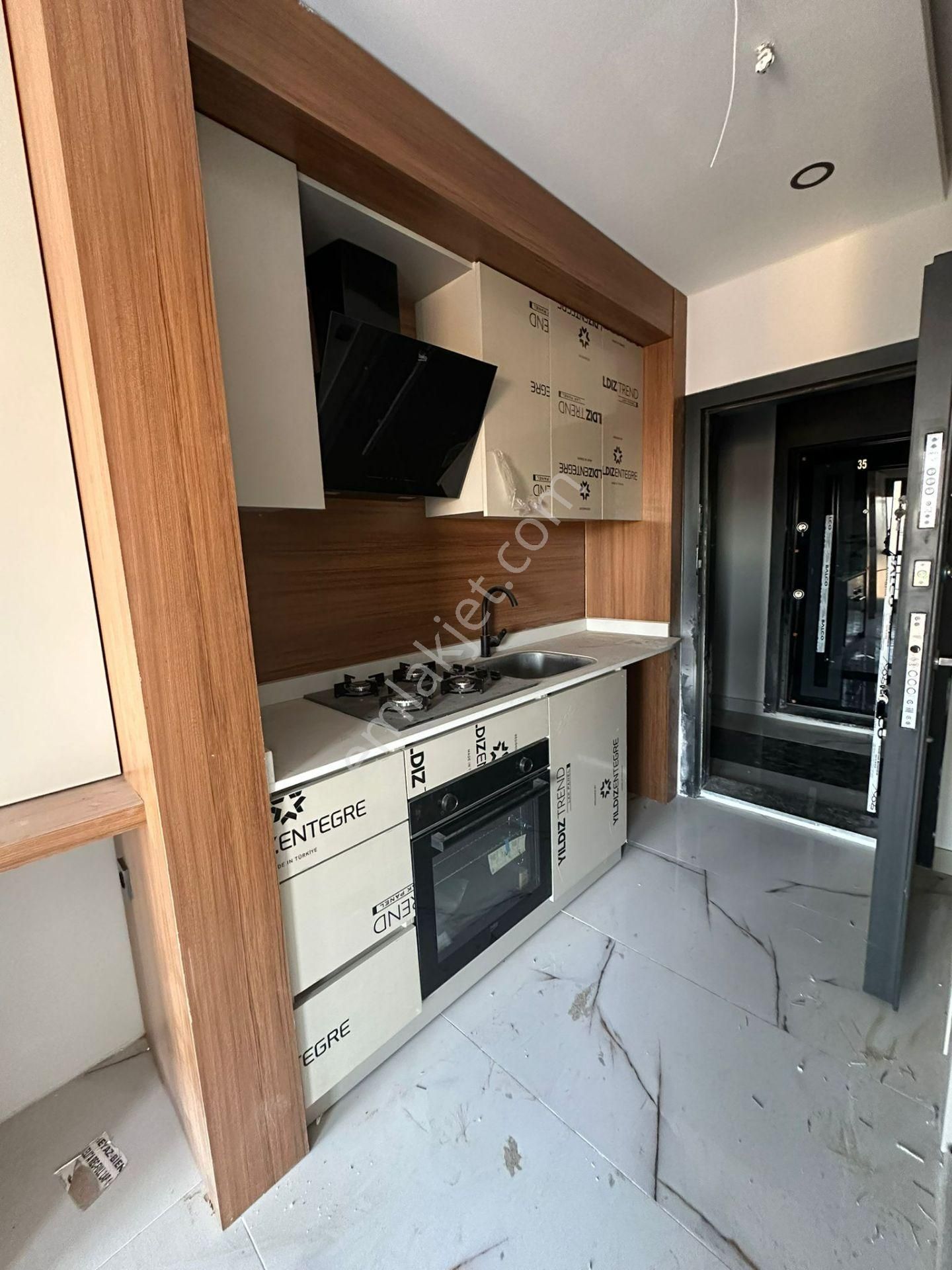Antalya Havalimanı Karşısı Agora Avm Dibi Sitede Havuzlu Lüx 1+0 Satılık Daire - Görsel 8