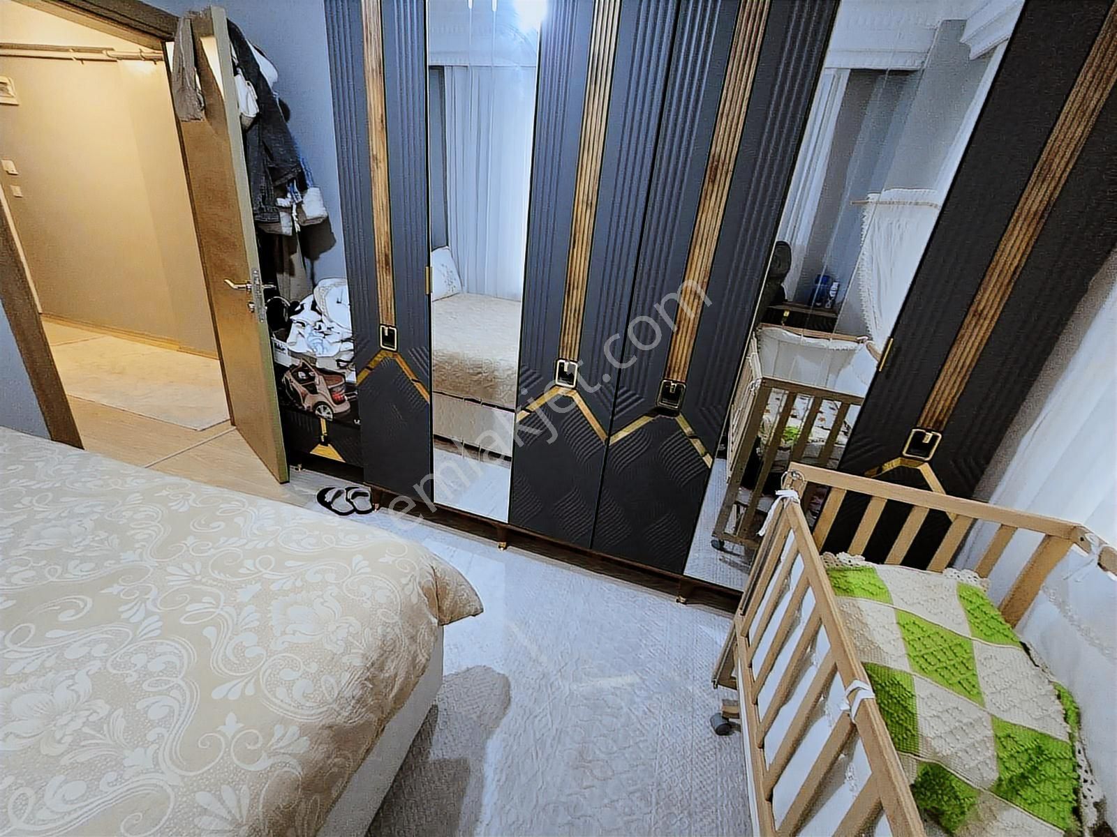 Mimar Yapıdan Meydanda Satılık 2+1 İskanlı Y.giriş - Görsel 19