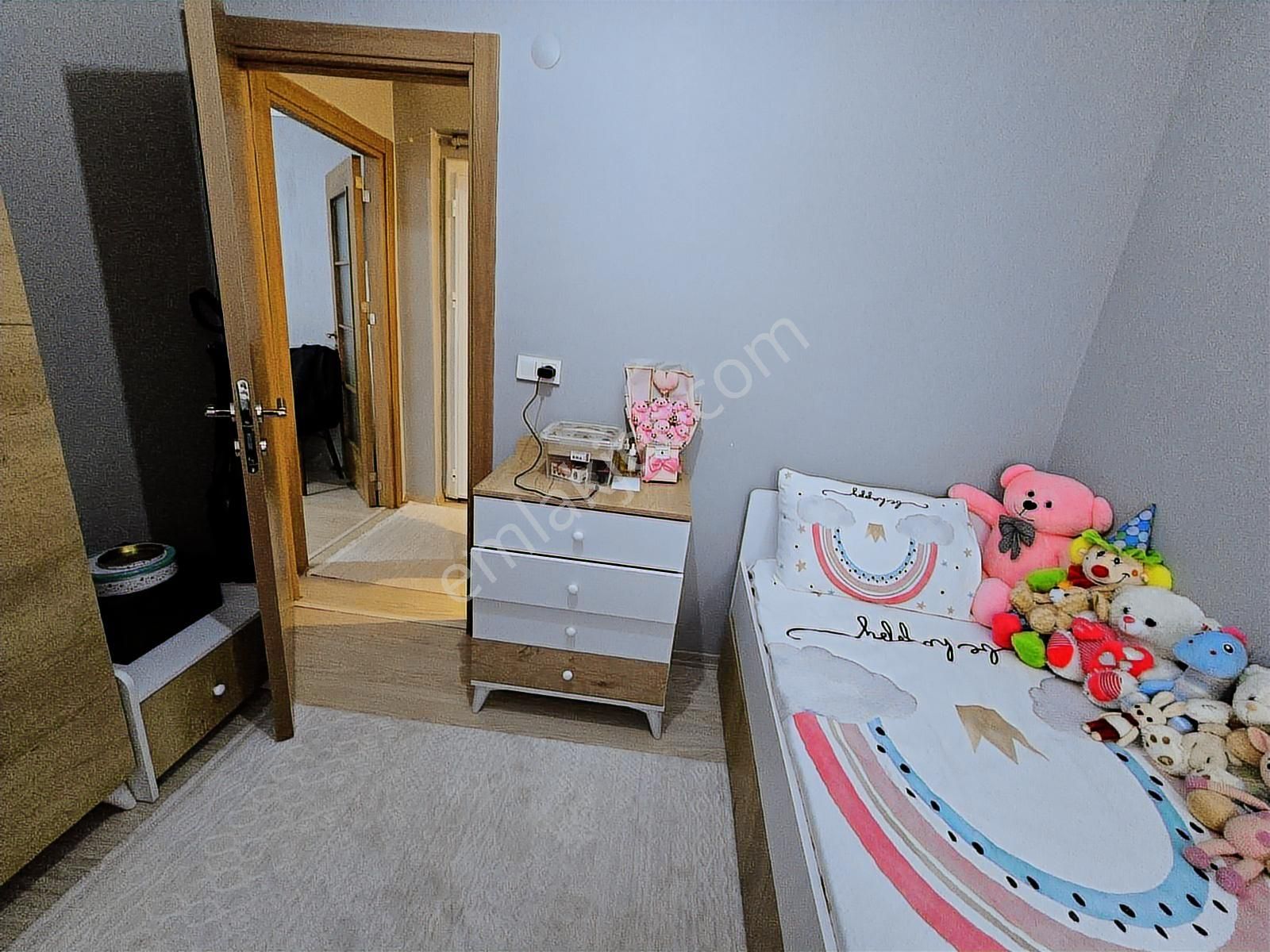 Mimar Yapıdan Meydanda Satılık 2+1 İskanlı Y.giriş - Görsel 17