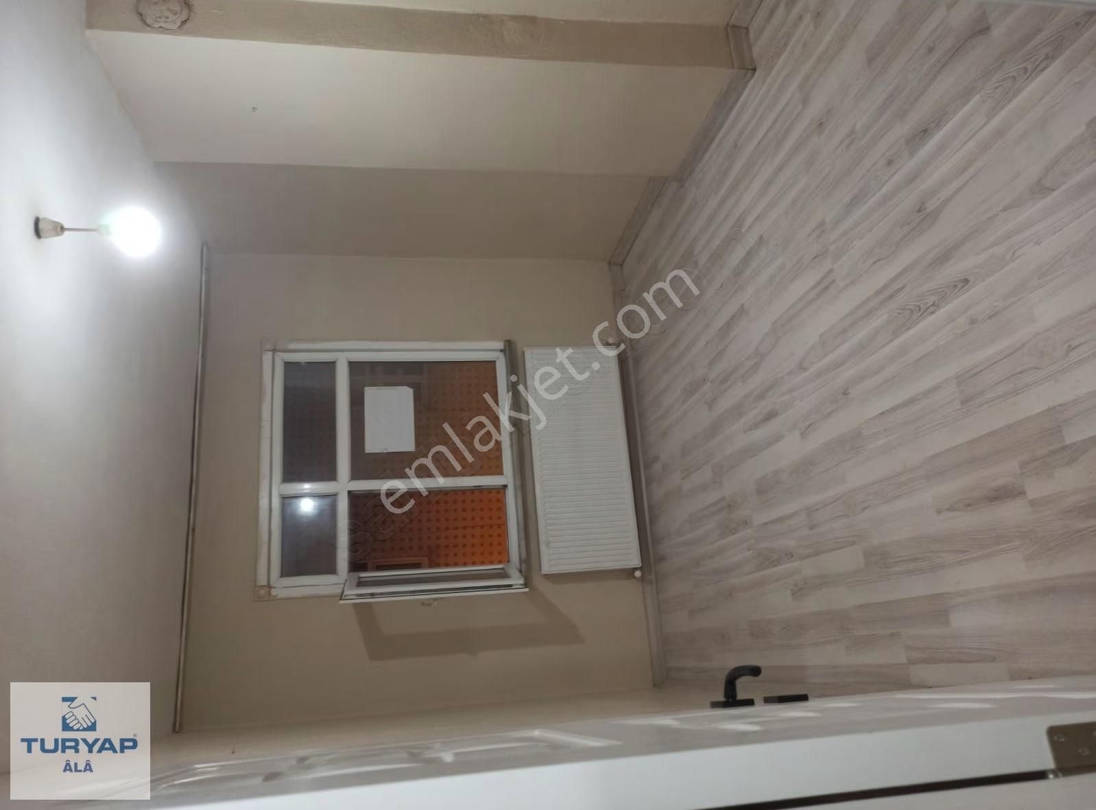 Turyap Alâ Dan 50.yıl Mahallesinde Ara Kat 2+1 Kiralık Daire - Görsel 2
