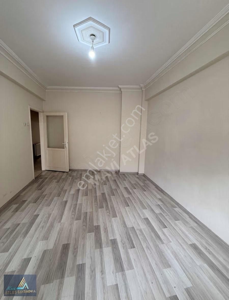 Gürbüz Cami Yani İçi Bakımlı 2+1 Daire - Görsel 9