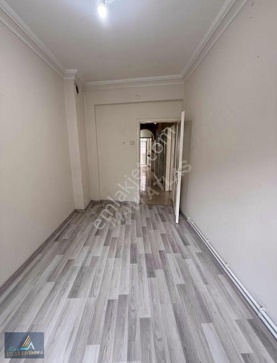 Gürbüz Cami Yani İçi Bakımlı 2+1 Daire - Görsel 11