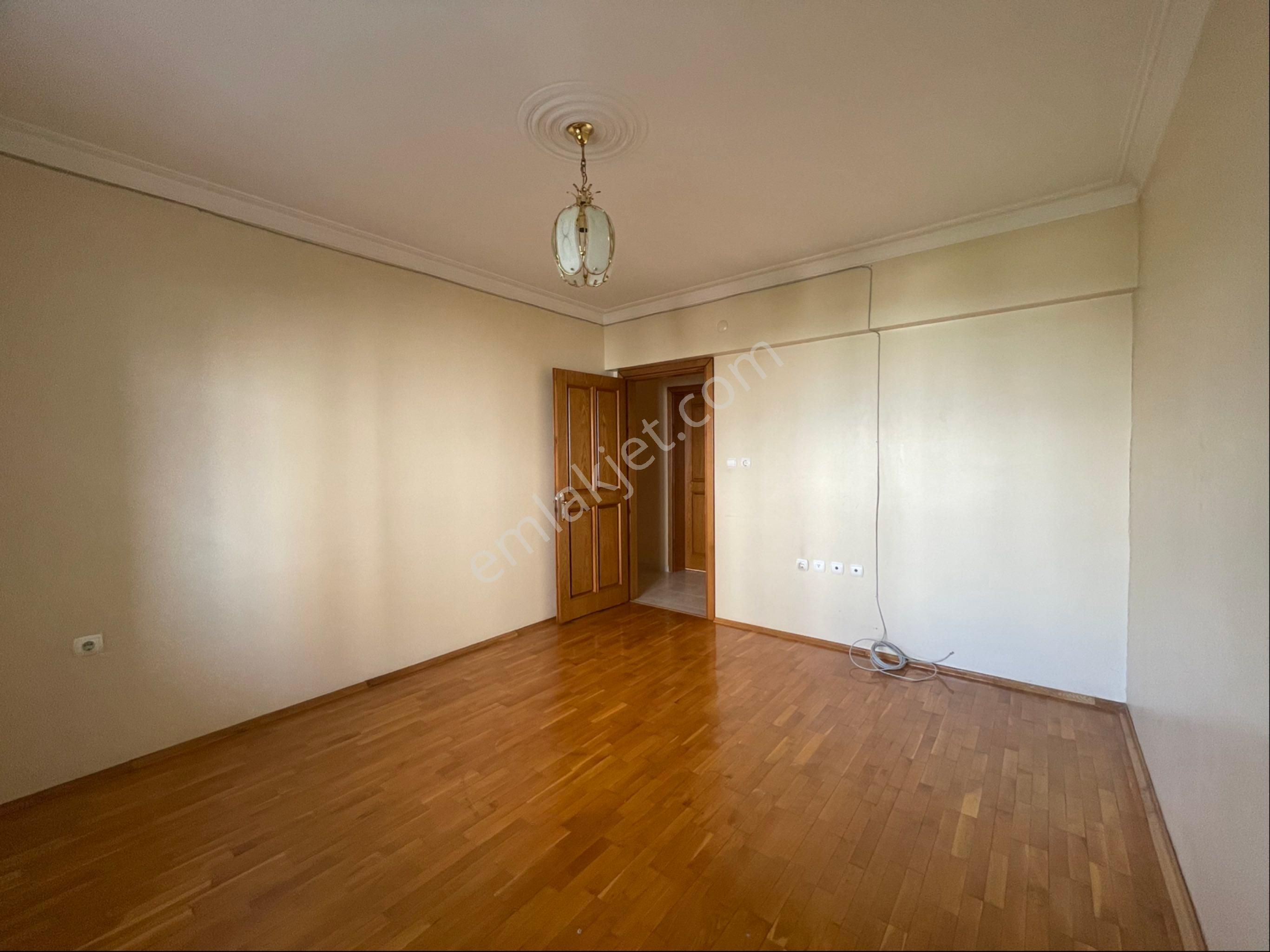 Elfi'den Yüzüncüyıl Mh. Merkez Kent Sitesi 4+1 Satılık Daire - Görsel 14