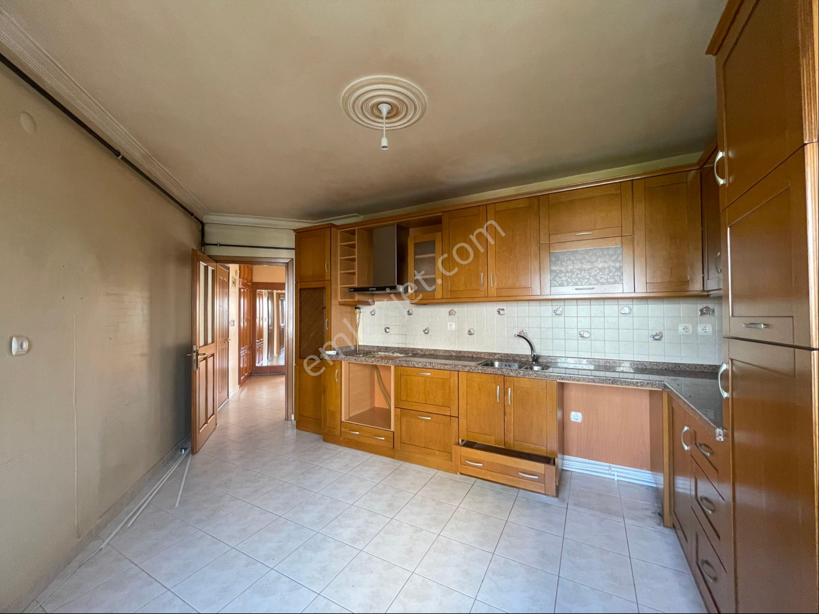 Elfi'den Yüzüncüyıl Mh. Merkez Kent Sitesi 4+1 Satılık Daire - Görsel 10