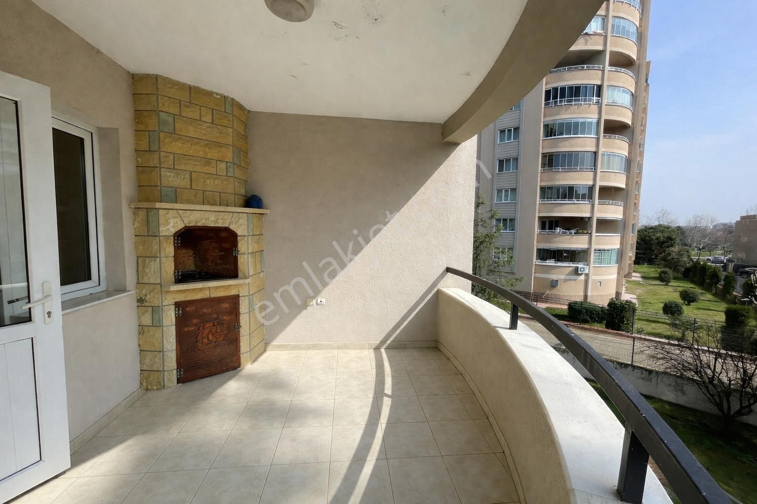 Elfi'den Yüzüncüyıl Mh. Merkez Kent Sitesi 4+1 Satılık Daire - Görsel 8