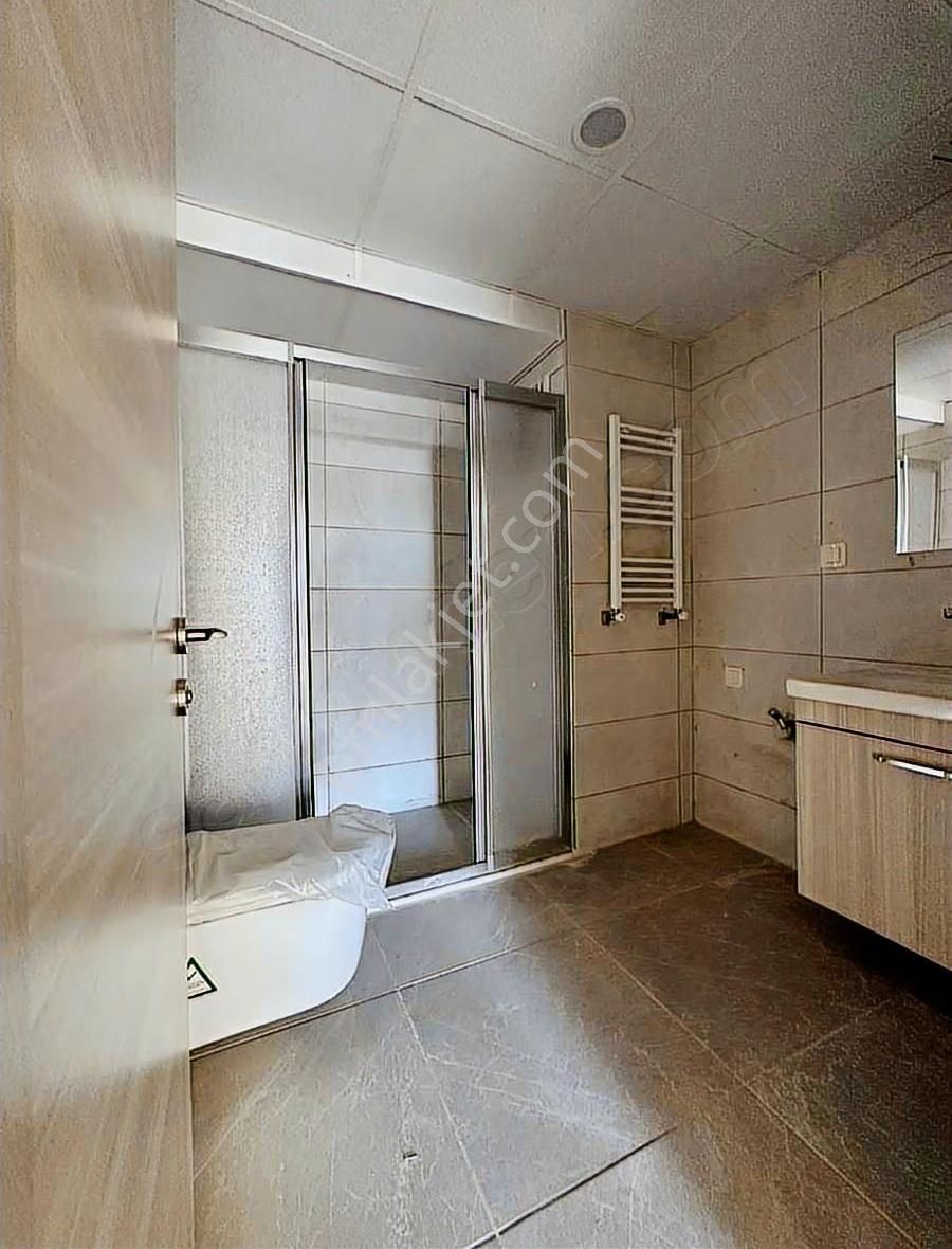 Güneşevlerinde 2+1 Herseyi Ayri Geniş Yuksek Giris - Görsel 3