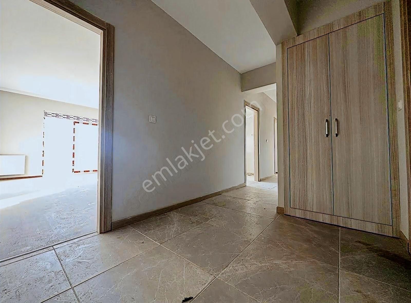 Güneşevlerinde 2+1 Herseyi Ayri Geniş Yuksek Giris - Görsel 13