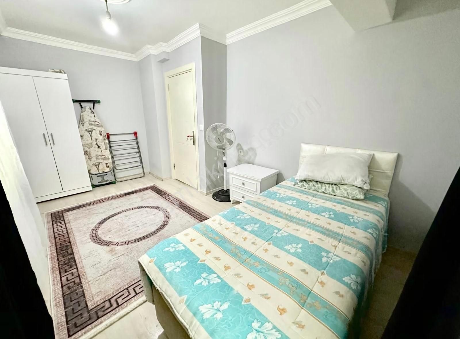 Sütçüler Mah 2+1 Tranvaya 100 Metre Mesafede Full Eşyali Kiralik - Görsel 17