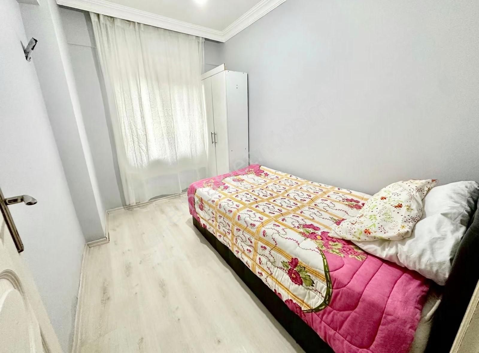 Sütçüler Mah 2+1 Tranvaya 100 Metre Mesafede Full Eşyali Kiralik - Görsel 20