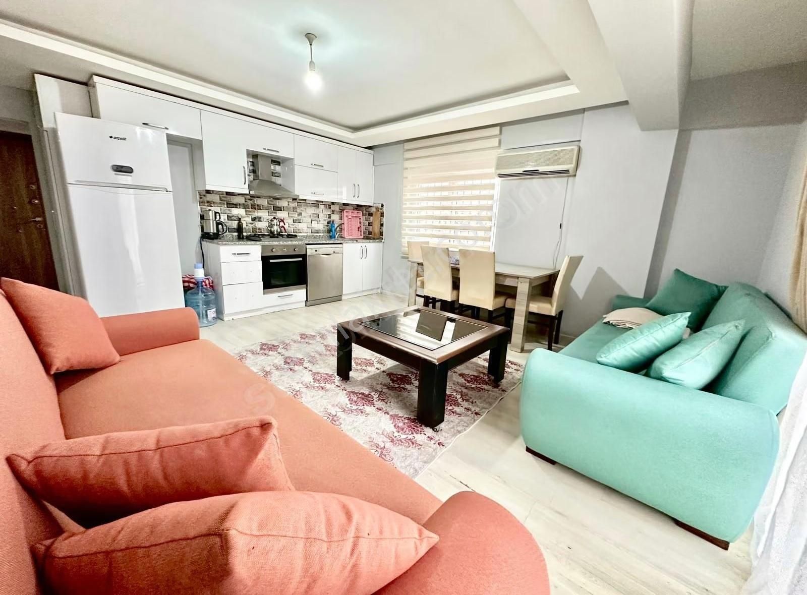 Sütçüler Mah 2+1 Tranvaya 100 Metre Mesafede Full Eşyali Kiralik