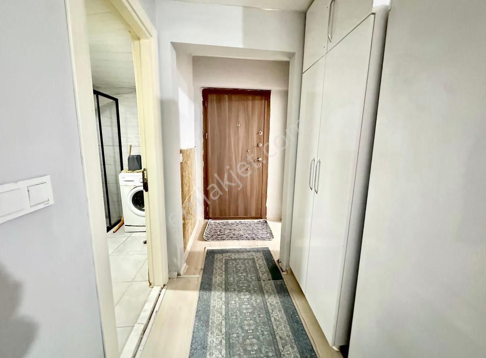 Sütçüler Mah 2+1 Tranvaya 100 Metre Mesafede Full Eşyali Kiralik - Görsel 12