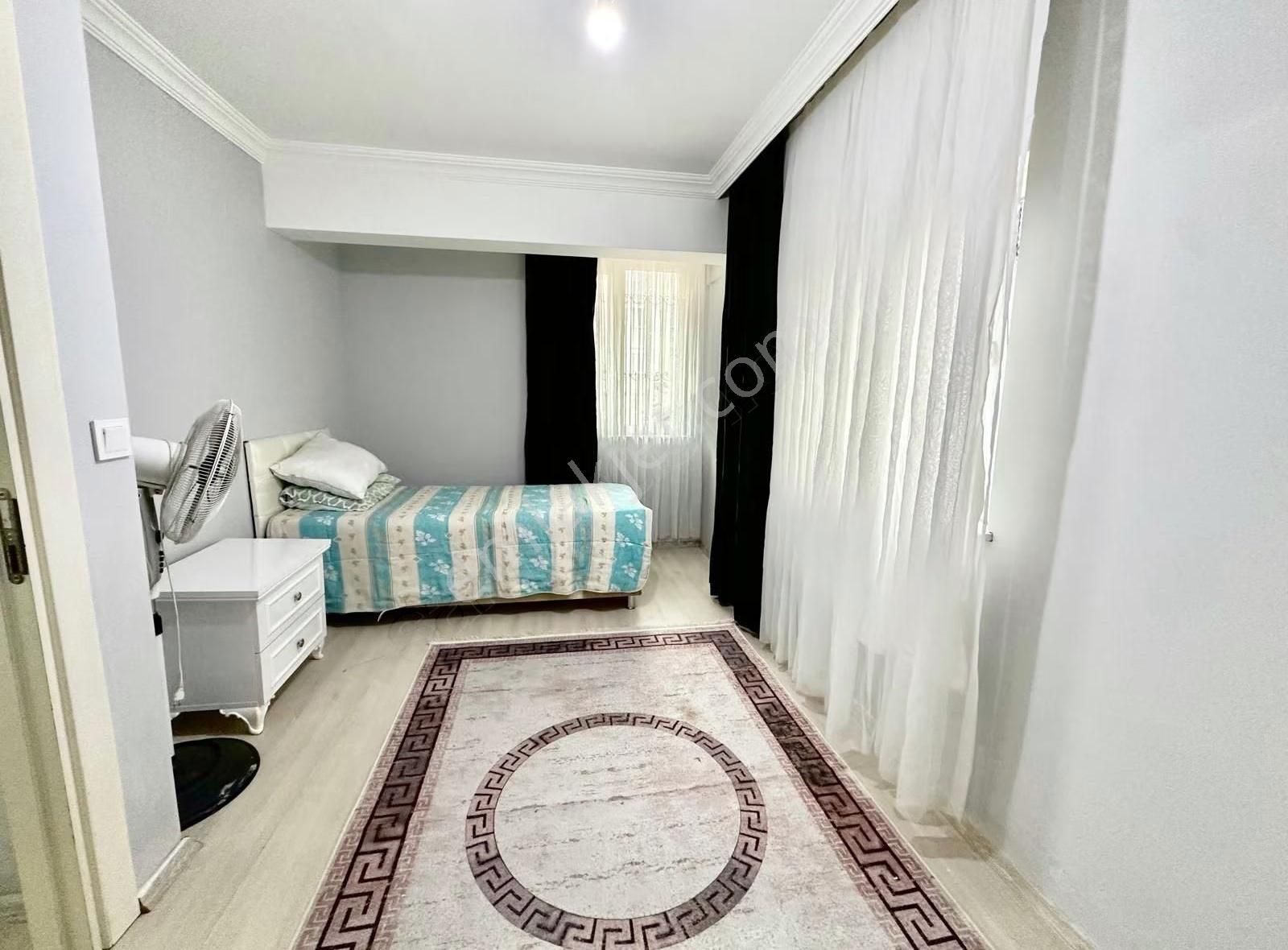 Sütçüler Mah 2+1 Tranvaya 100 Metre Mesafede Full Eşyali Kiralik - Görsel 22