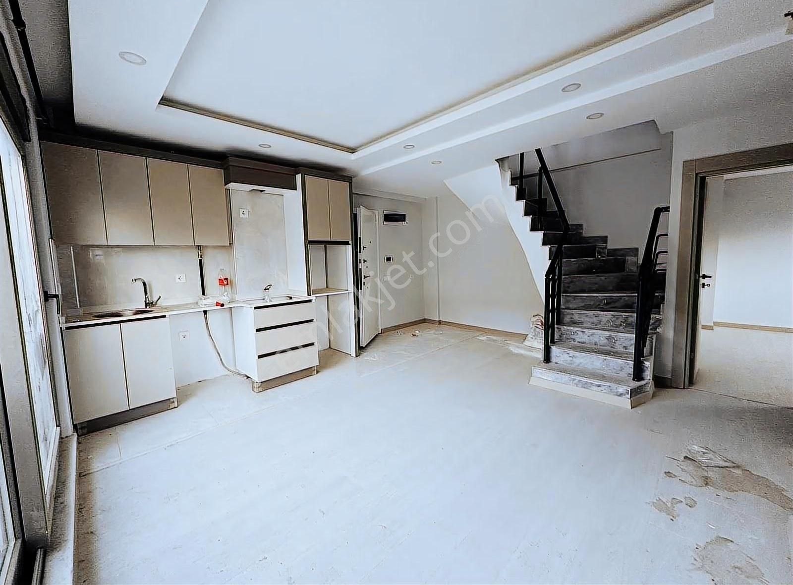 Kızıltoprakta Sıfır Katta 3+1 Dublex Daire