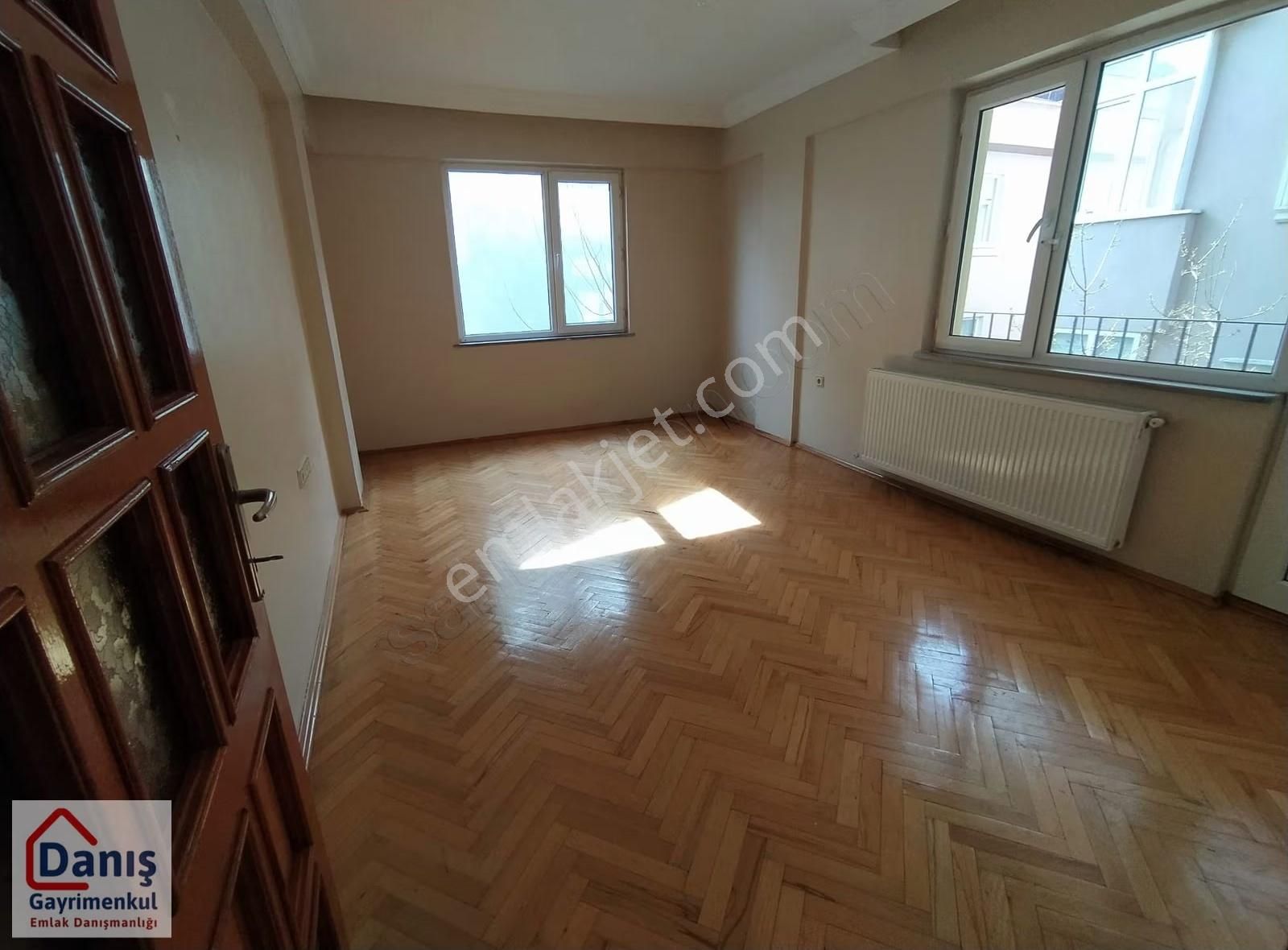 Kısıklıda Ferah Cadde Girişinde Kaliteli Sokakta Lüks 3+1 155m2 - Görsel 17