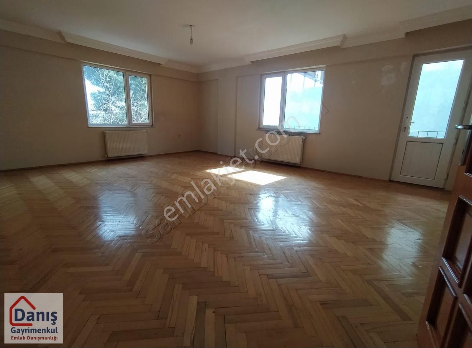 Kısıklıda Ferah Cadde Girişinde Kaliteli Sokakta Lüks 3+1 155m2 - Görsel 20