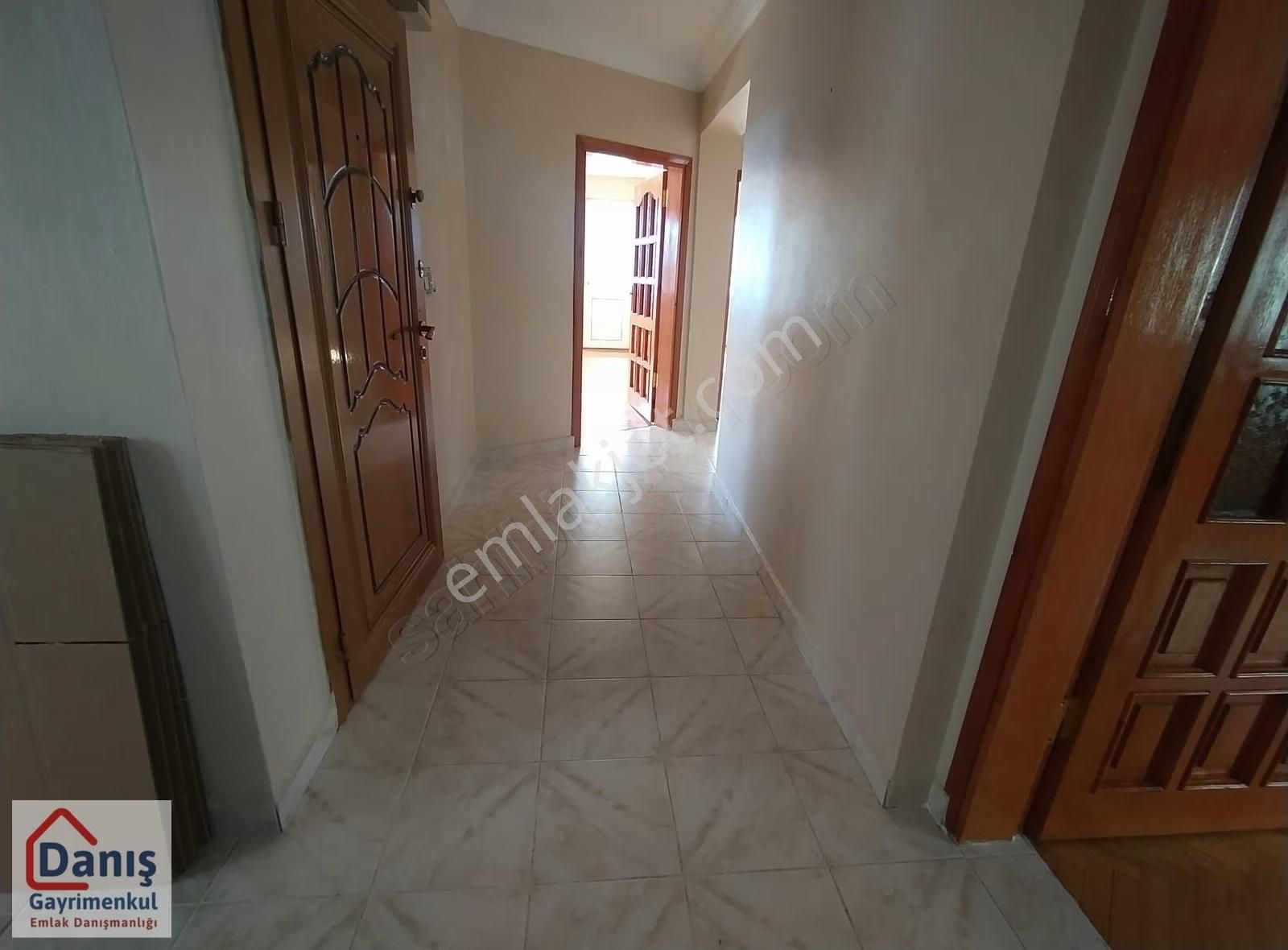 Kısıklıda Ferah Cadde Girişinde Kaliteli Sokakta Lüks 3+1 155m2 - Görsel 10