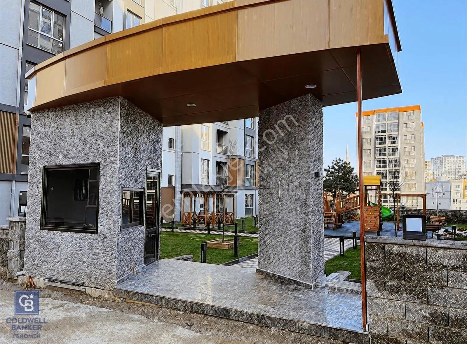 Pendik-velibaba-3+1 110 M2-açık Kapalı Otopark-güvenlikli Site