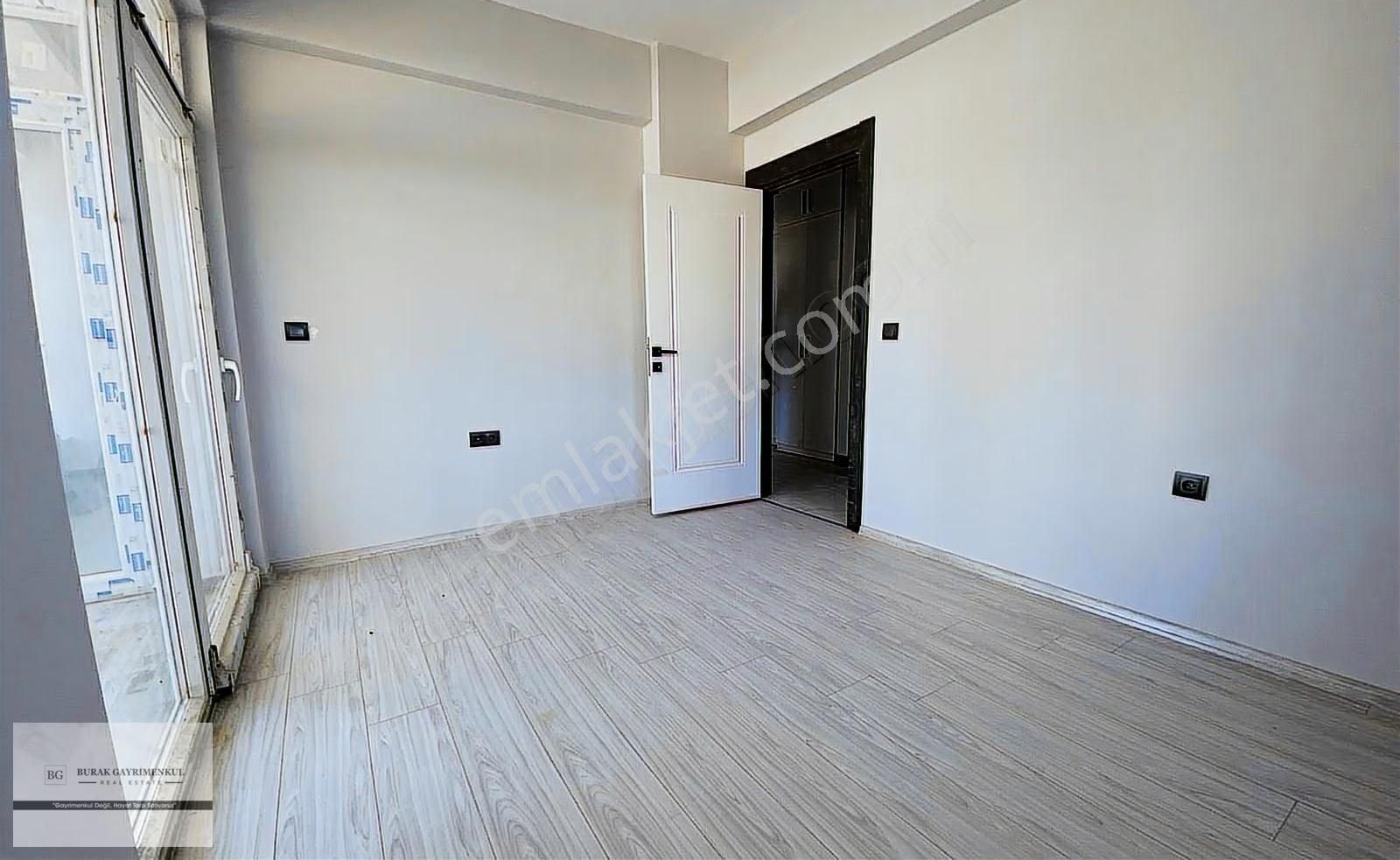 Etimesgut'ta Atayurt Mah. İskanlı Ara Kat Sıfır Daire Fırsat - Görsel 5