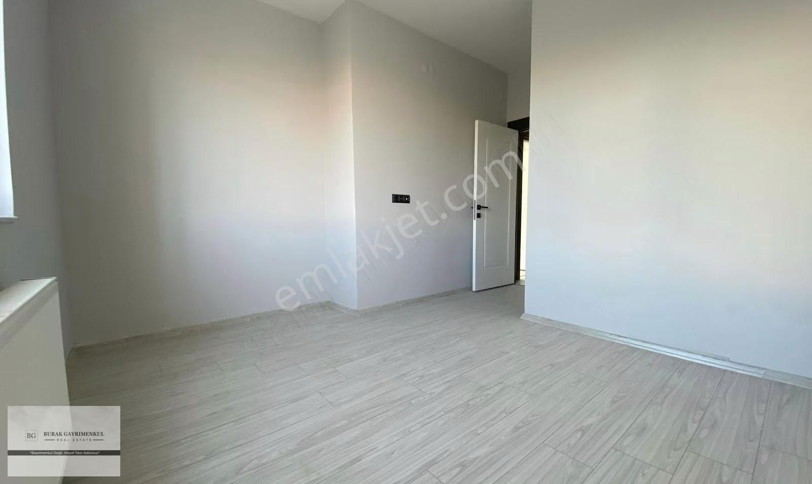 Etimesgut'ta Atayurt Mah. İskanlı Ara Kat Sıfır Daire Fırsat - Görsel 9