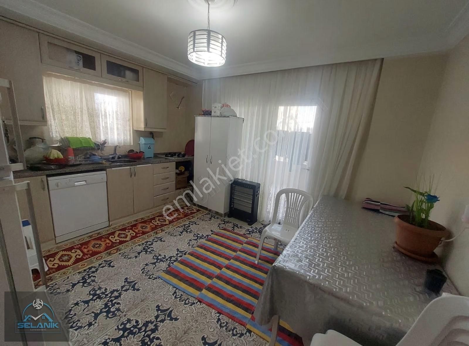 Selanik'ten Genç Binada 3+1 Kapalı Mutfak Her Kat Tek Daire - Görsel 2