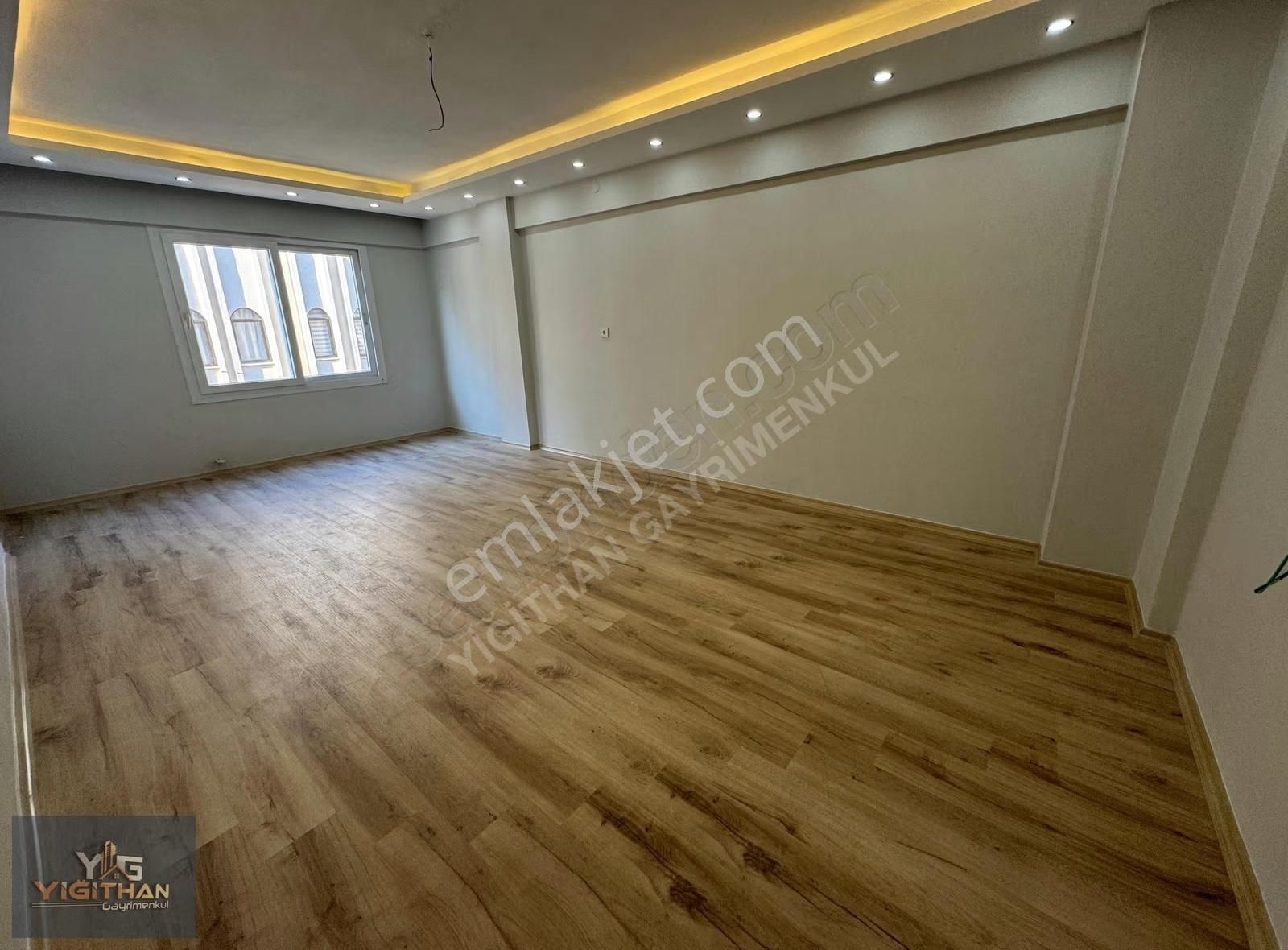 Yiğithan Gayrimenkul Merkezi Konumda Masrafsız Satılık 3+1 Daire