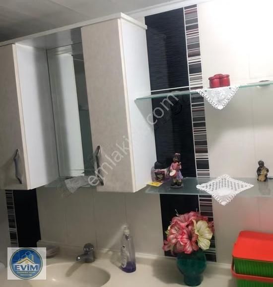 Haydaraliev Lisesi Mevkiinde Satılık Geniş Ara Kat Daire - Görsel 18