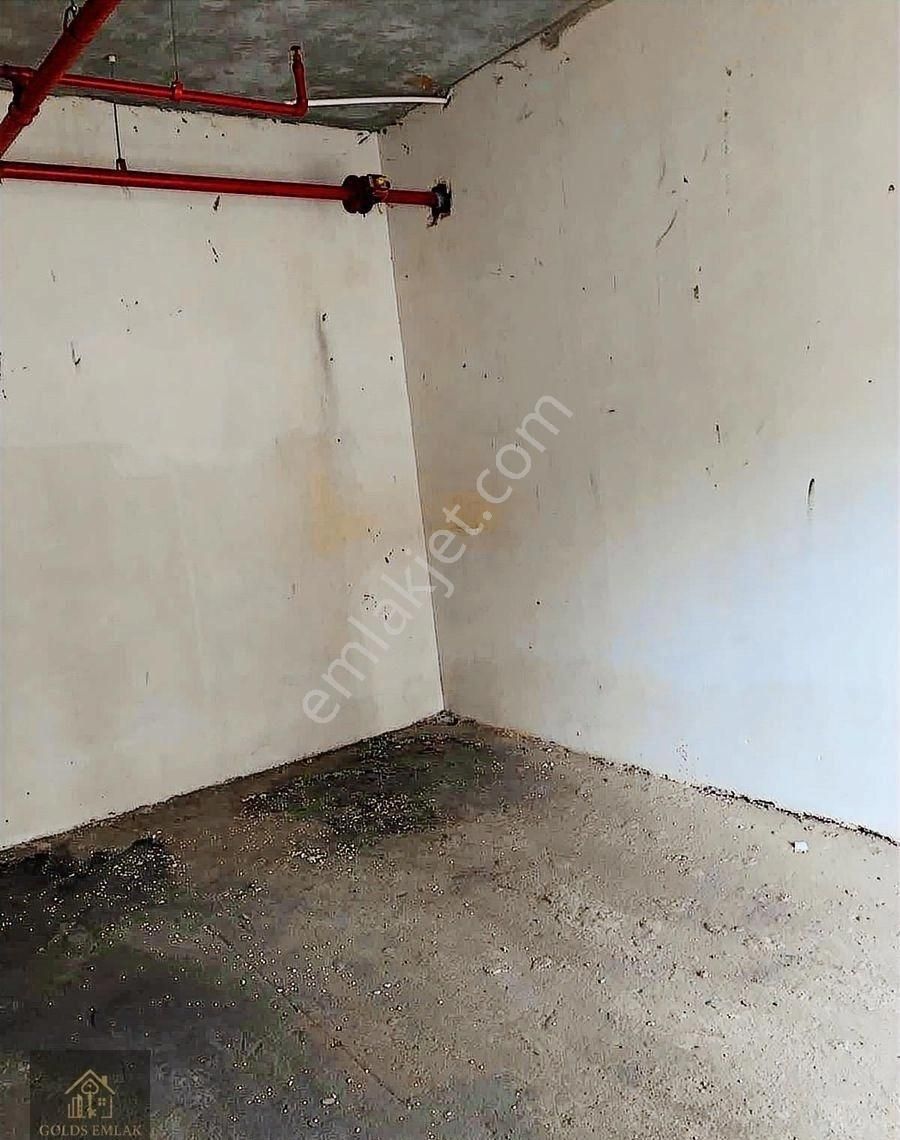 Emlak Konut 2.etap Sitesinin Altında Cadde Üzeri Kiralık Dükkan - Görsel 3