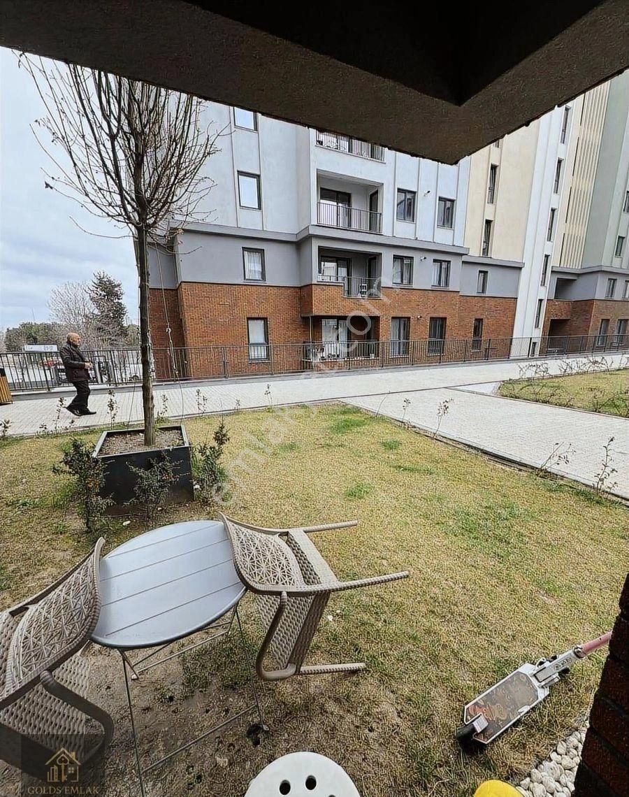 Golds'tan Emlak Konut 3.etap Sitesinde 2+1 Bahçe Katı Daire - Görsel 2