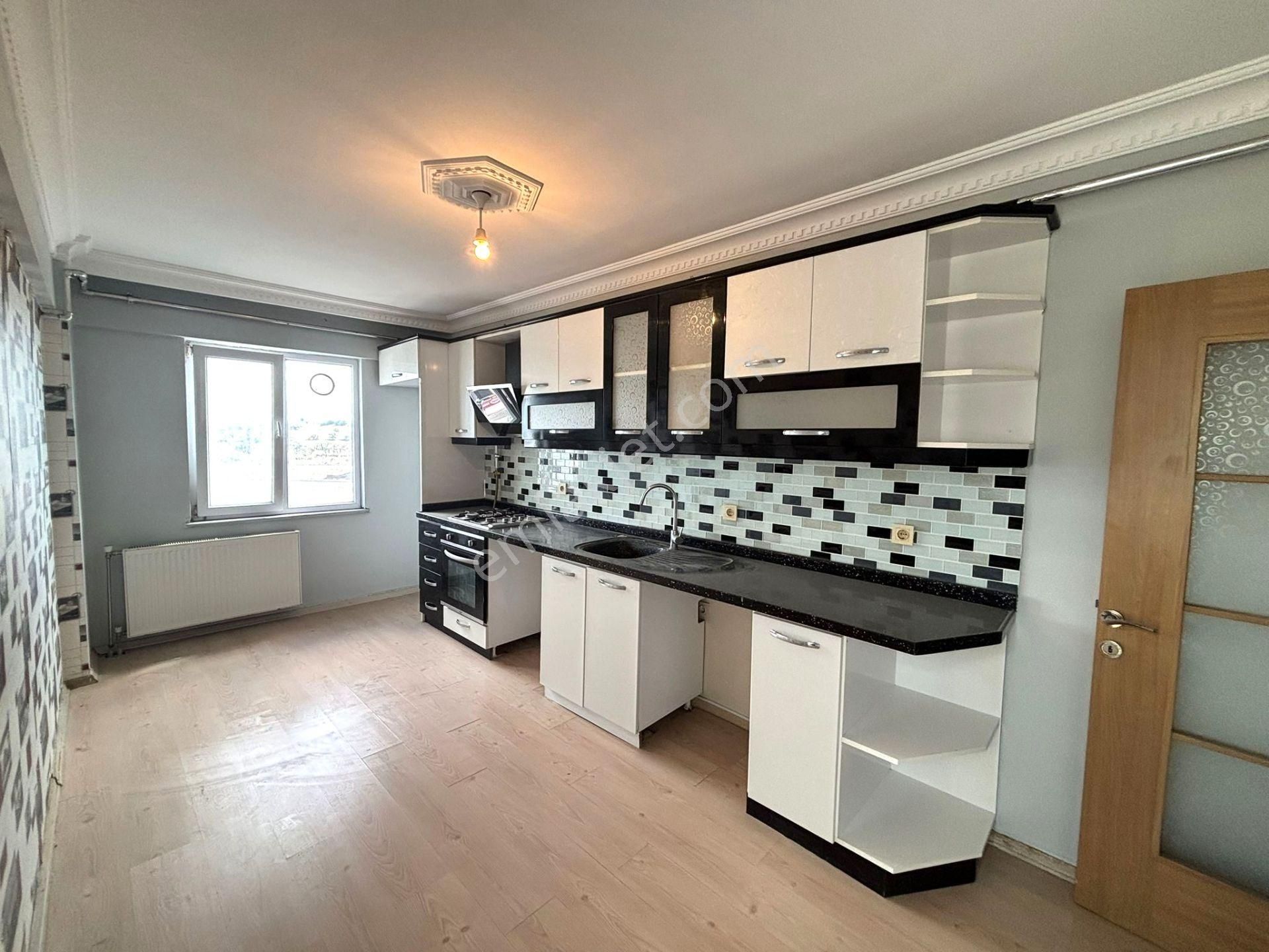 **eryıldız İnşaat'tan**fevzipaşa Mah.güveniş Caddesinde İskanlı 145m2 Lüx 3+1** - Görsel 13