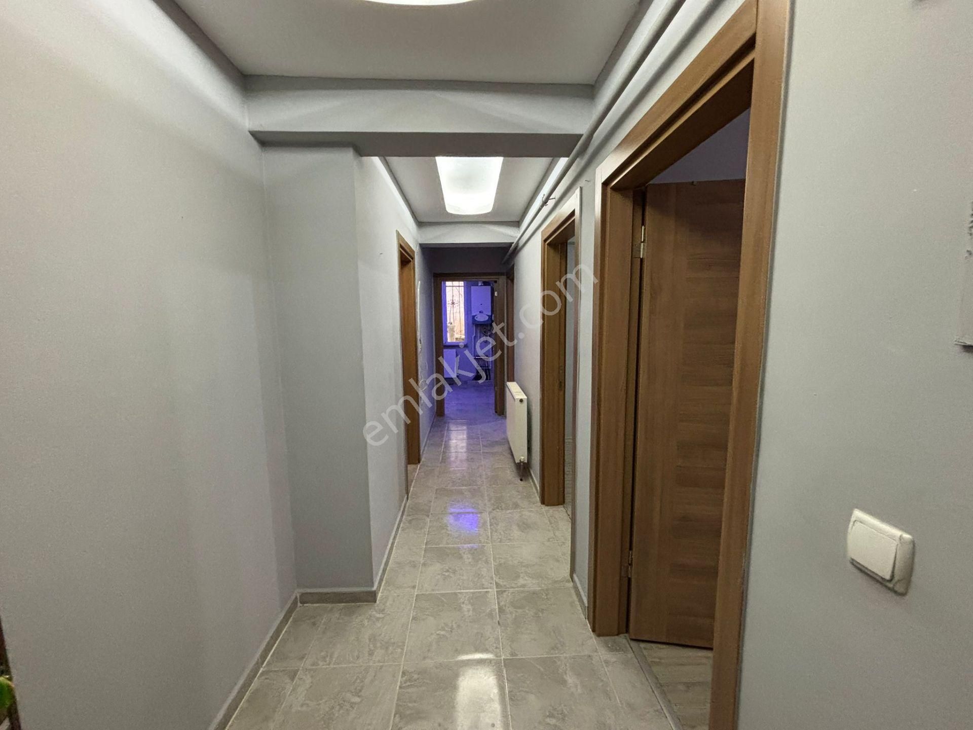 **eryıldız İnşaat'tan**acill Fevzipaşa Merkezde İskanlı 2+1 Yüksek Giriş - Görsel 31